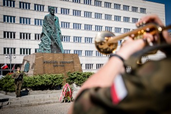  W Katowicach uczczono pamięć Wojciecha Korfantego. fot. Tomasz Żak / UMWS 