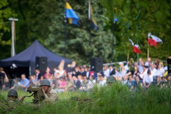 W hołdzie bohaterom września