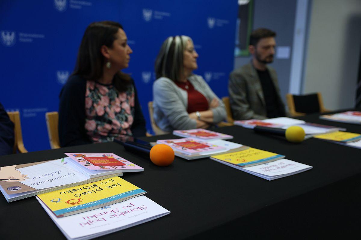  Konferencja prasowa poświęcona publikacjom Wydawnictwa Biblioteki Śląskiej. fot. Andrzej Grygiel / UMWŚ 